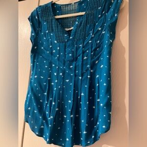 Daniel Rainn Blue Blouse with White Accents